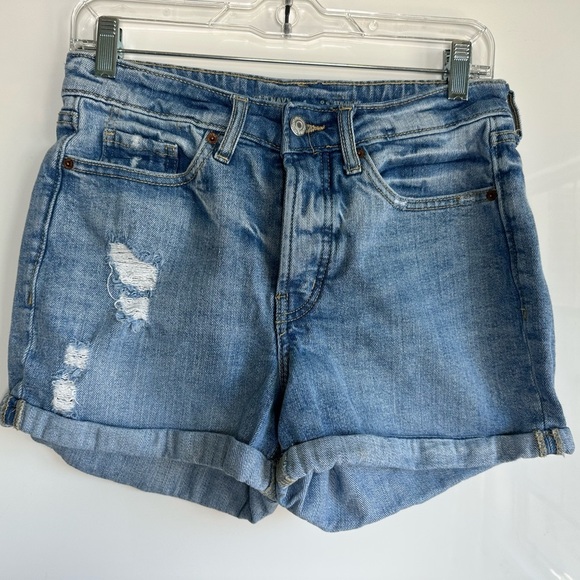 Old Navy OG Straight Denim Jean Shorts Distressed Size 4 Secret Smooth Pockets - Picture 1 of 5